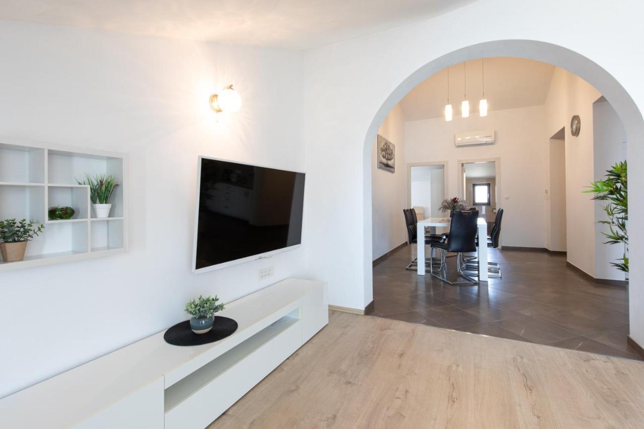 Apartments Otia Seaview Porat  Ngoại thất bức ảnh