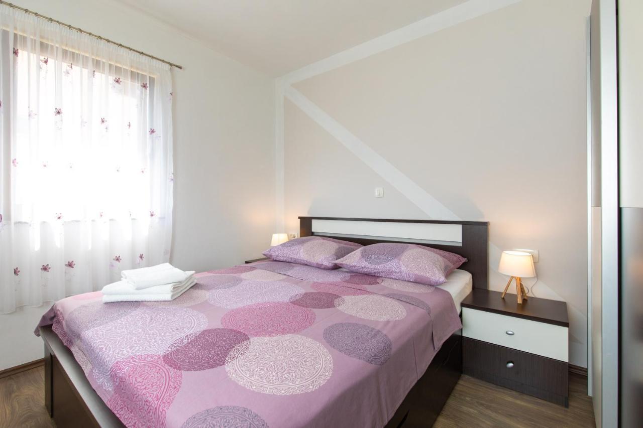 Apartments Otia Seaview Porat  Ngoại thất bức ảnh