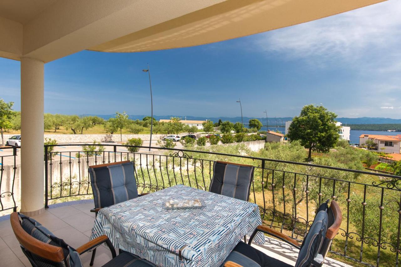 Apartments Otia Seaview Porat  Ngoại thất bức ảnh