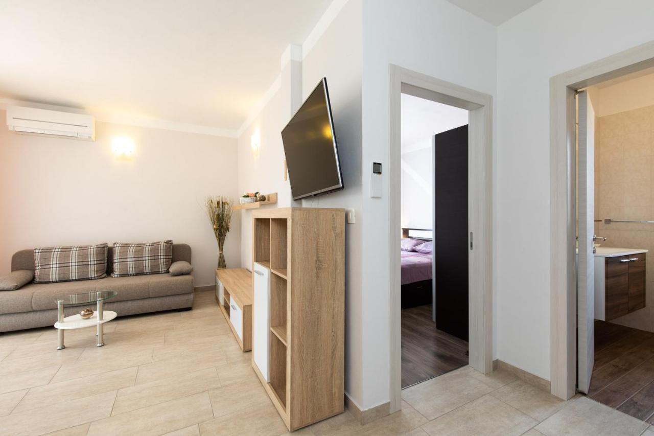 Apartments Otia Seaview Porat  Ngoại thất bức ảnh